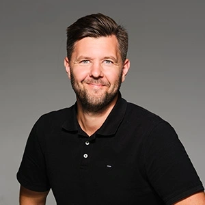 Porträttbild på Petter Kronek.